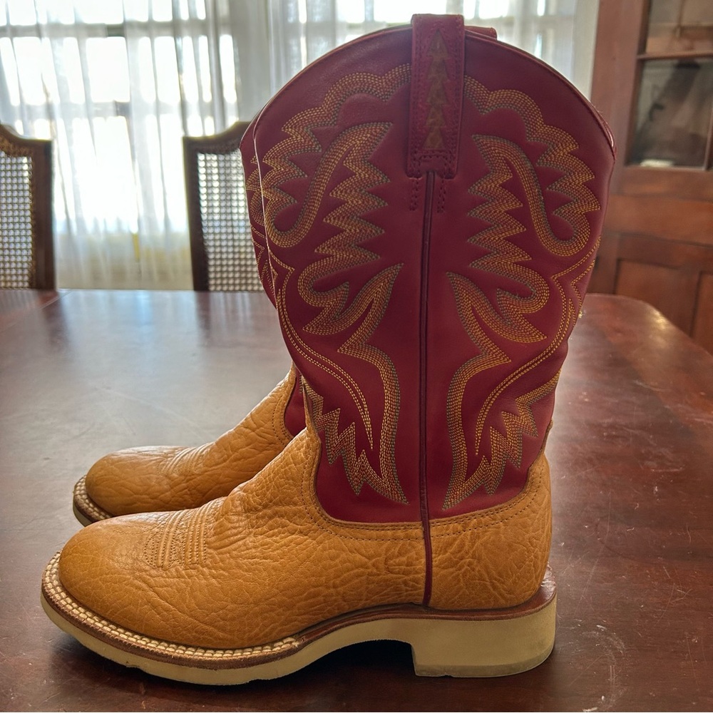 Ariat Round Toe Boots